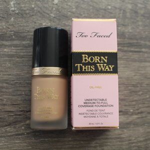 Too Faced Born This Way Foundation